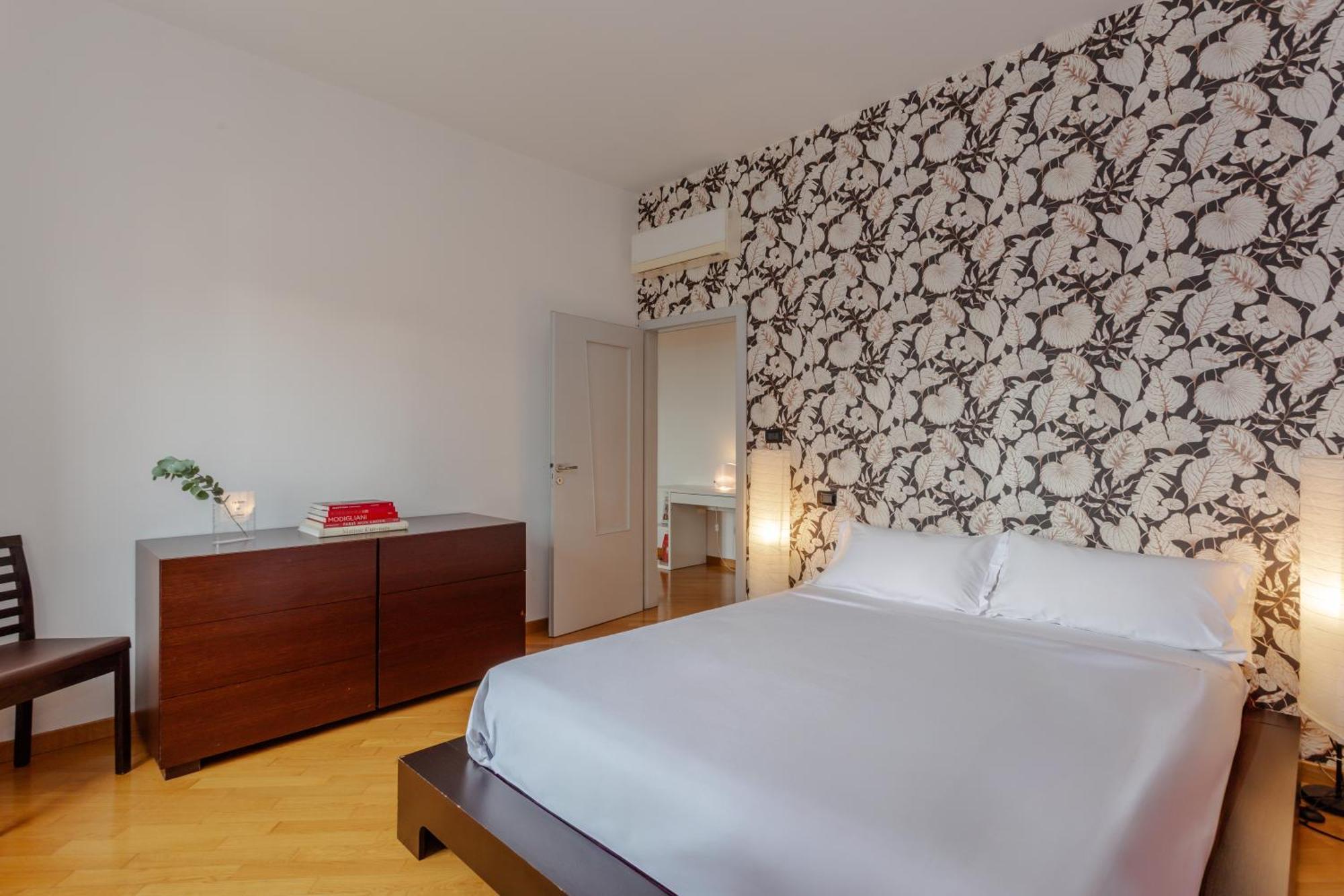 Family 3 Apartment Bologna Bagian luar foto