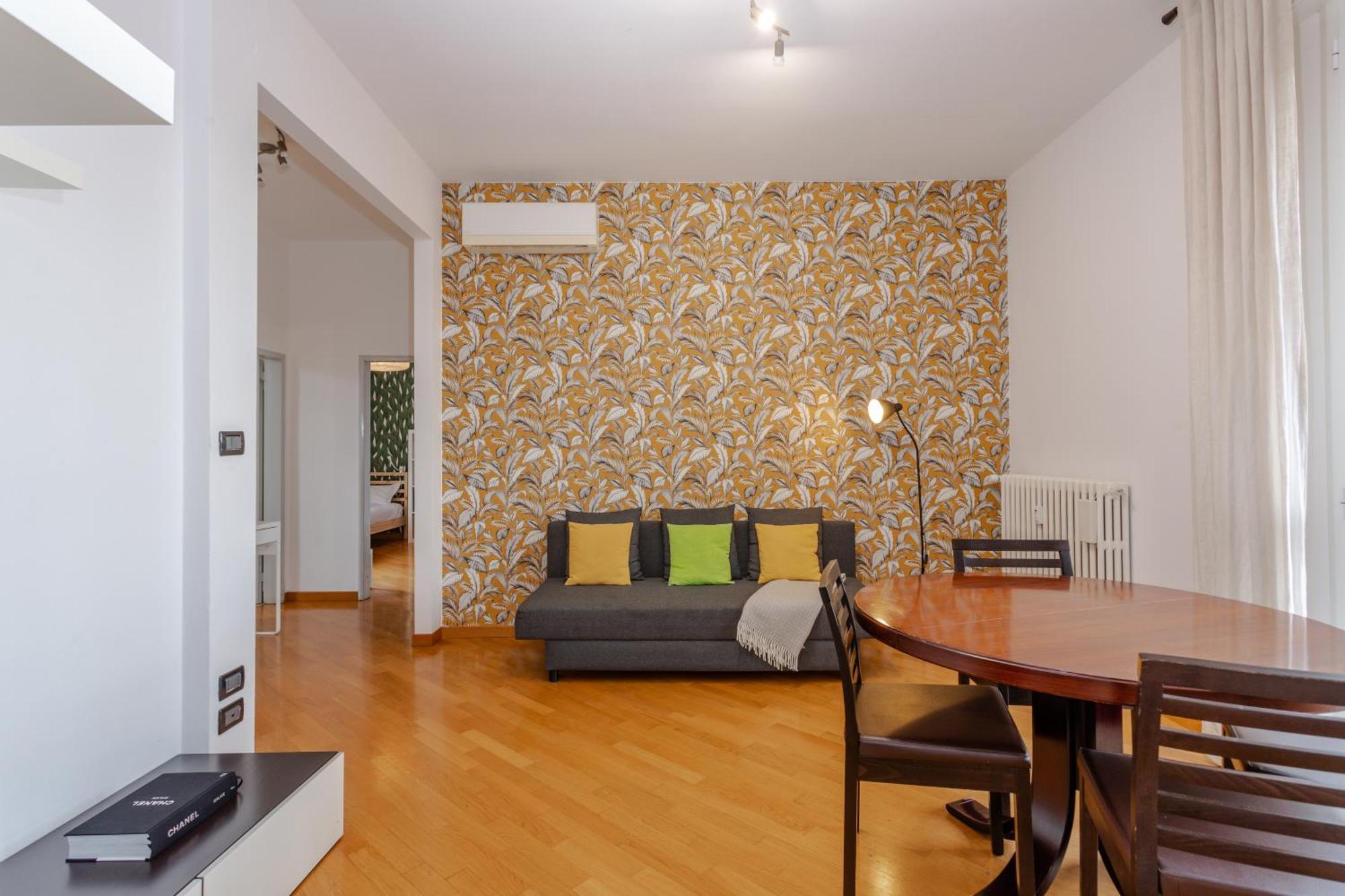 Family 3 Apartment Bologna Bagian luar foto