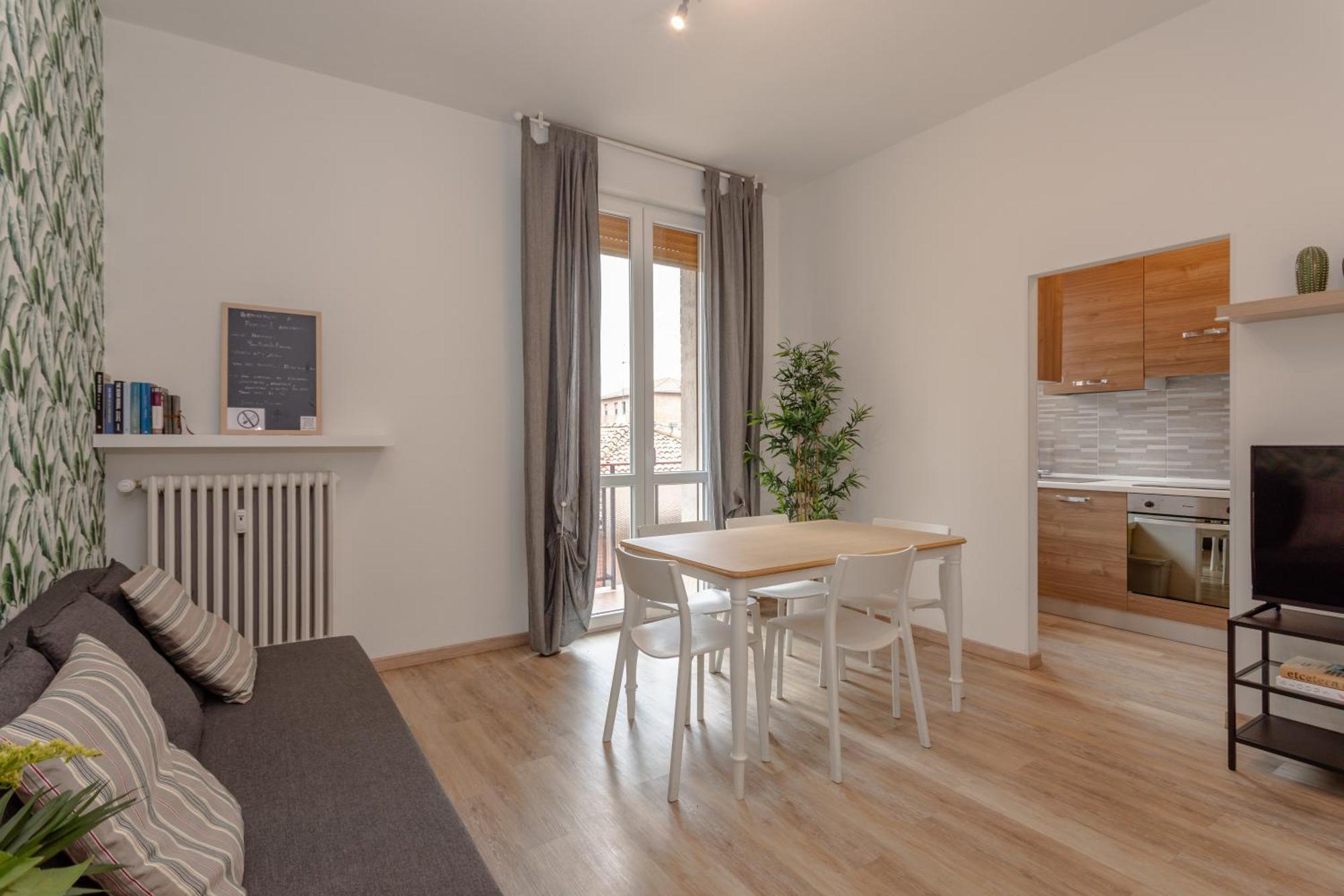 Family 3 Apartment Bologna Bagian luar foto