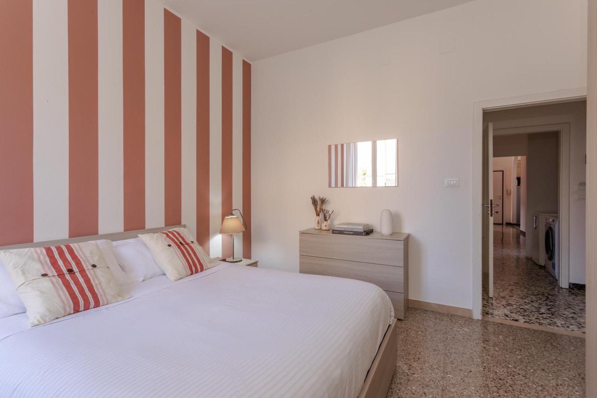 Family 3 Apartment Bologna Bagian luar foto