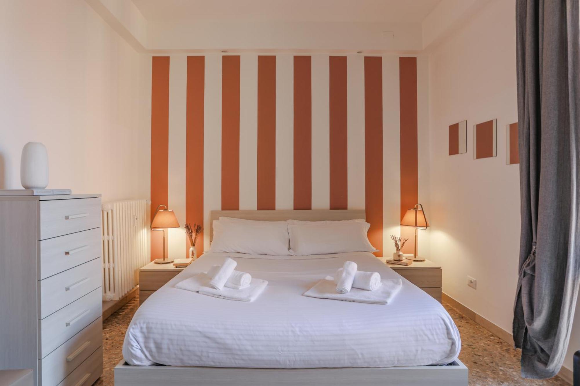 Family 3 Apartment Bologna Bagian luar foto